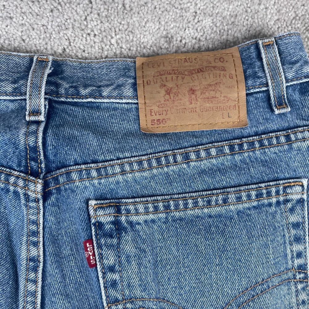 VINTAGE Levis Jeans Womens 14 Long Blue 550 Relaxed Tapered Leg American Denim - Picture 11 of 12